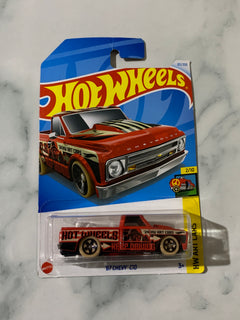 Hot Wheels HW Art Cars '67 Chevy C10