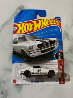 Hot Wheels Mustang Go '67 Shelby GT500