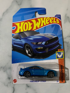 Hot Wheels Muscle Mania Ford Shelby GT500