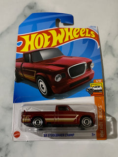 Hot Wheels HW Hot Trucks '63 Studebaker Champ