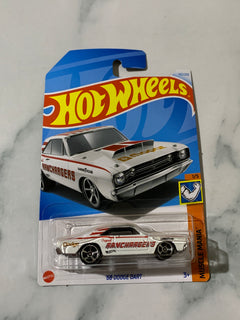 Hot Wheels Muscle Mania '68 Dodge Dart