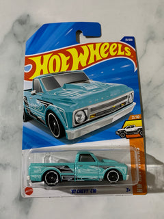 Hot Wheels HW Hot Trucks '67 Chevy C10