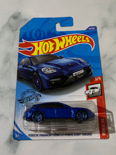 Hot Wheels Porsche Porsche Panamera Turbo S E-Hybrid Sport Turismo
