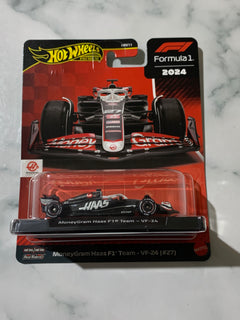 Hot Wheels Premium Formula 1 Moneygram Hass F1 Team - VF-24 #27