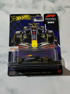 Hot Wheels Premium Formula 1 Oracle Red Bull Racing - RB20 #1