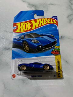 Hot Wheels Peak Pursuit Pagani Utopia