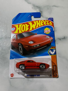 Hot Wheels Muscle Mania 1983 Porsche 928S