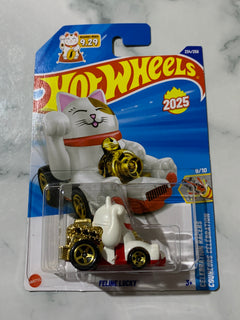 Hot Wheels Celebration Racers Feline Lucky