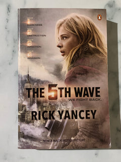 The 5th Wave by Rick Yancey
