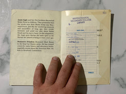 Robin Hood adapted by Annie Ingle (Ex-Library Book)