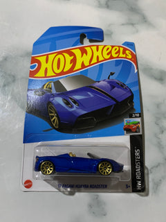 Hot Wheels HW Roadsters '17 Pagani Huayra Roadster