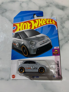 Hot Wheels Compact Kings Fiat 500e