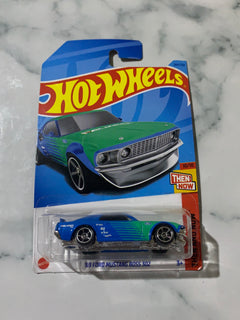 Hot Wheels Then and Now '69 Ford Mustang Boss 302