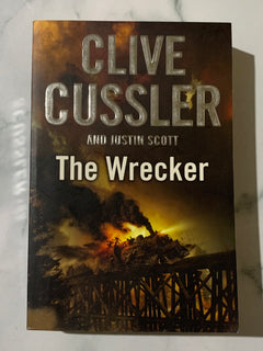 The Wrecker by Clive Cussler and Justin Scott