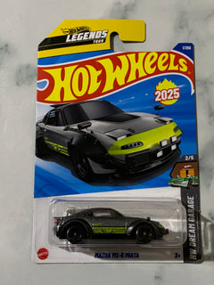 Hot Wheels HW Dream Garage Mazda MX-5 Miata