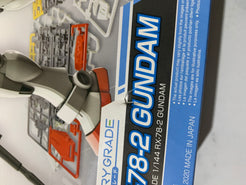 Entry Grade RX-78-2 Gundam 1/144 Model Kit (Damaged)